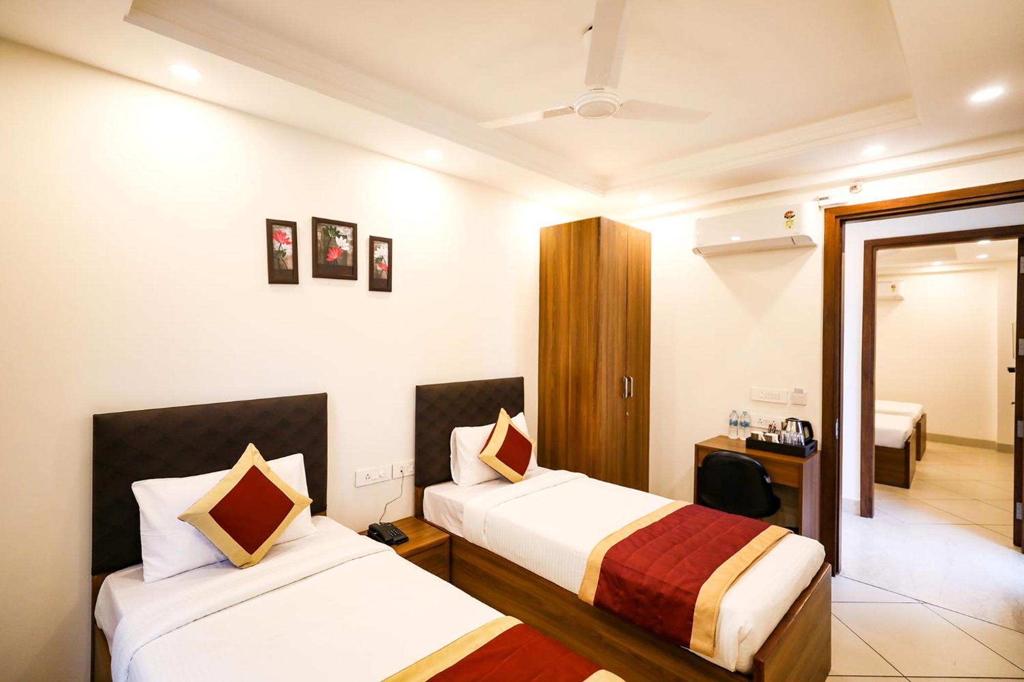 Fabhotel La Paz Stay B&B New Delhi Exterior photo